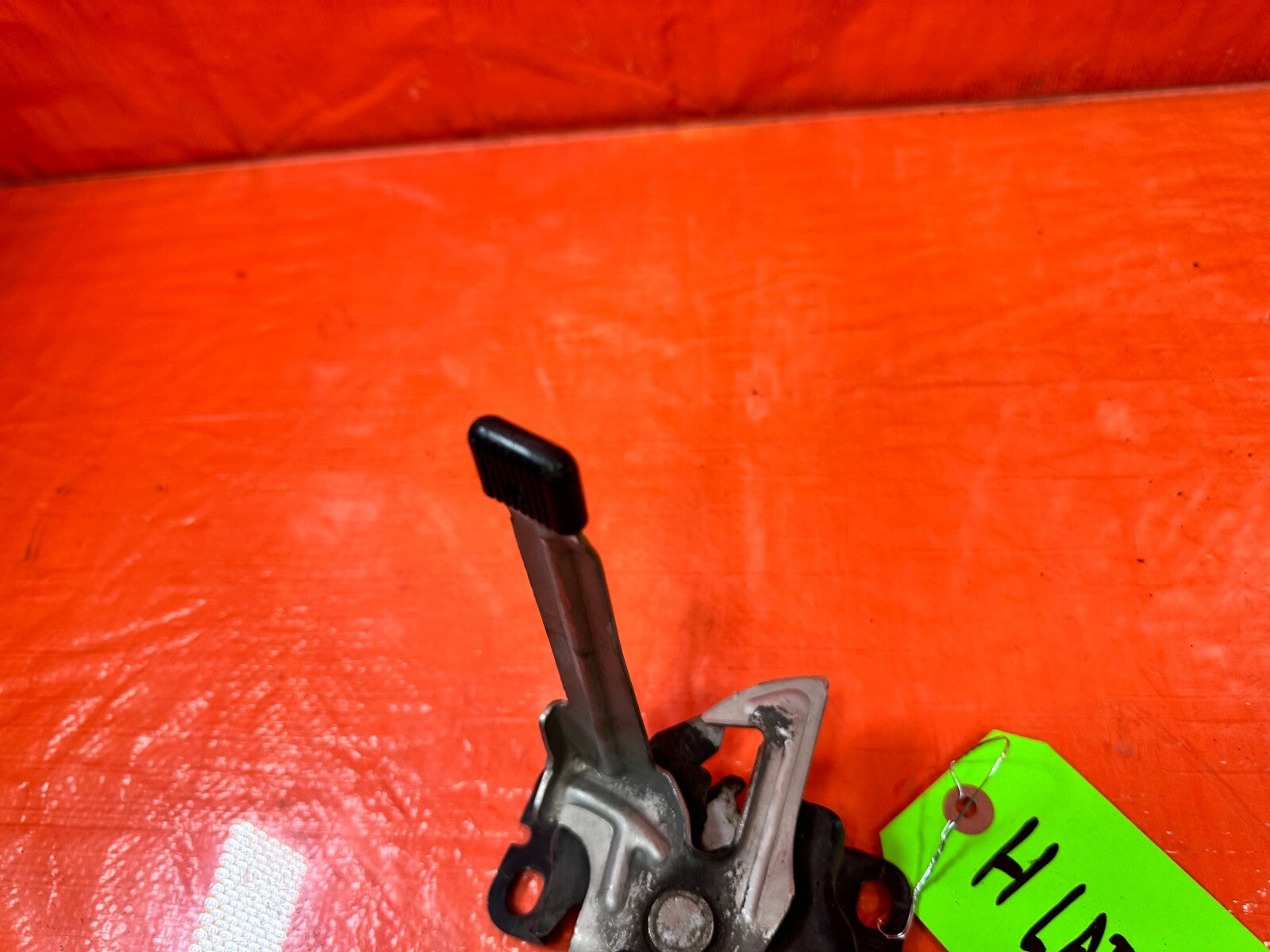 12 13 HONDA CIVIC 2D COUPE   HOOD LATCH LOCKING MECHANISM LOCK OEM FACTORY #2695