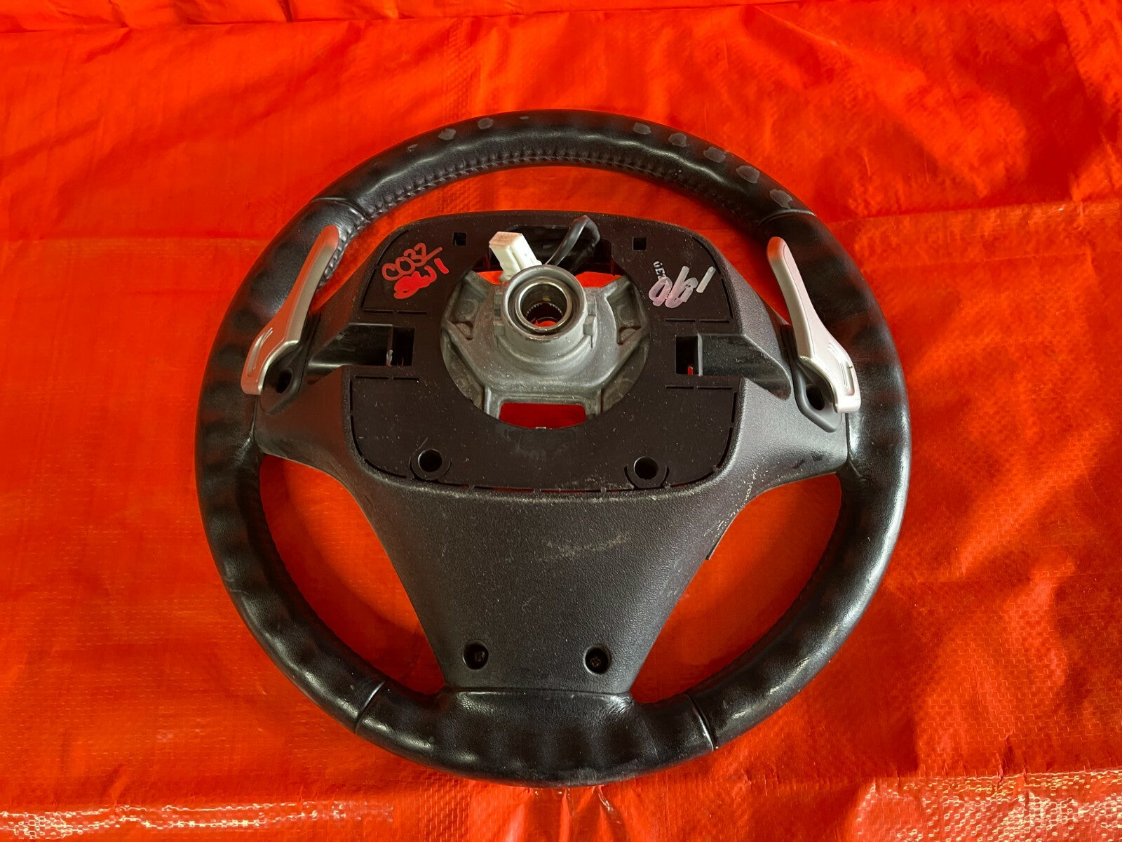 10 12 HYUNDAI GENESIS 2D COUPE   STEERING WHEEL   BLACK LEATHER SILVER FACE OEM8