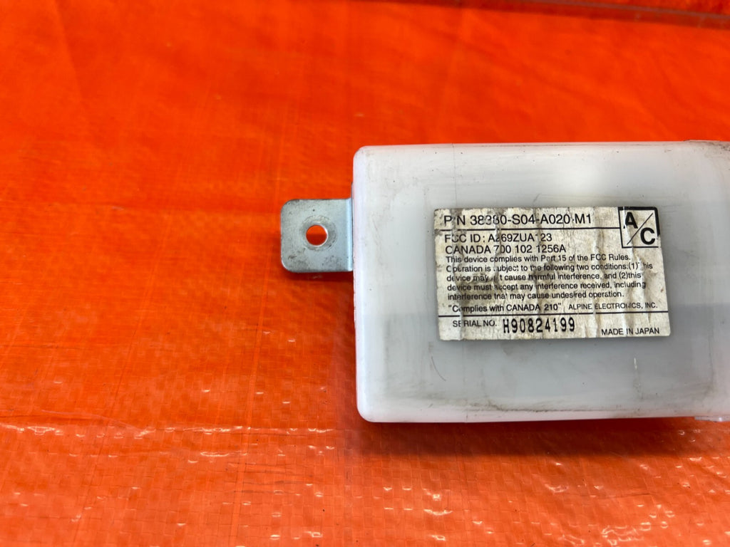 99 00 HONDA CIVIC EX & SI COUPE KEYLESS ENTRY DOOR LOCK CONTROL MODULE OEM #2024