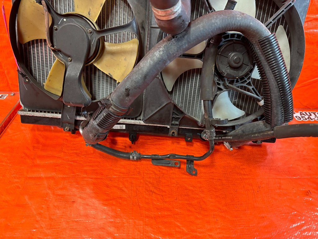 97 98 HONDA PRELUDE BASE   100% COMPLETE RADIATOR SET W/ FANS / HOSES / OEM 2525