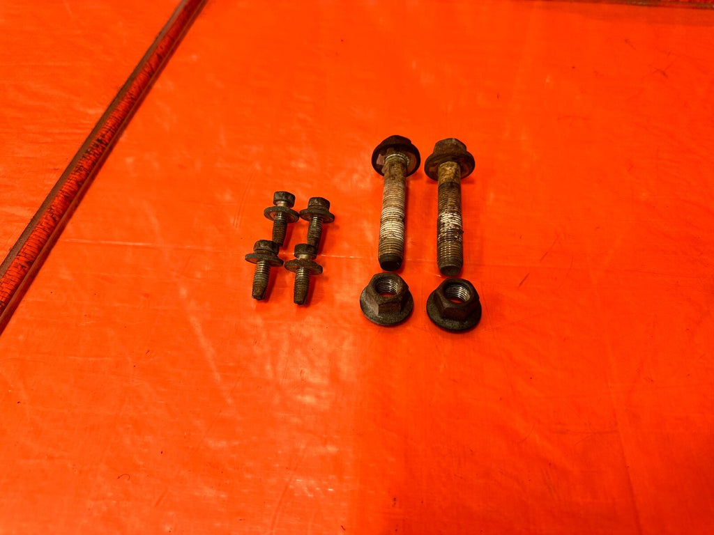 02 10 LEXUS SC430   REAR SHOCK STRUT BOLTS NUTS HARDWARE   OEM FACTORY #2880