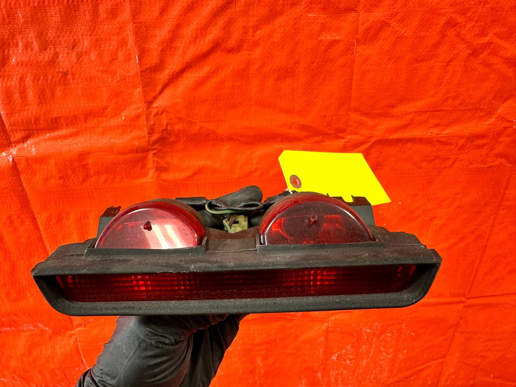 88 91 HONDA CRX   THIRD 3RD BRAKE LIGHT HIGH MOUNT STOP LAMP   OEM FACTORY #2774