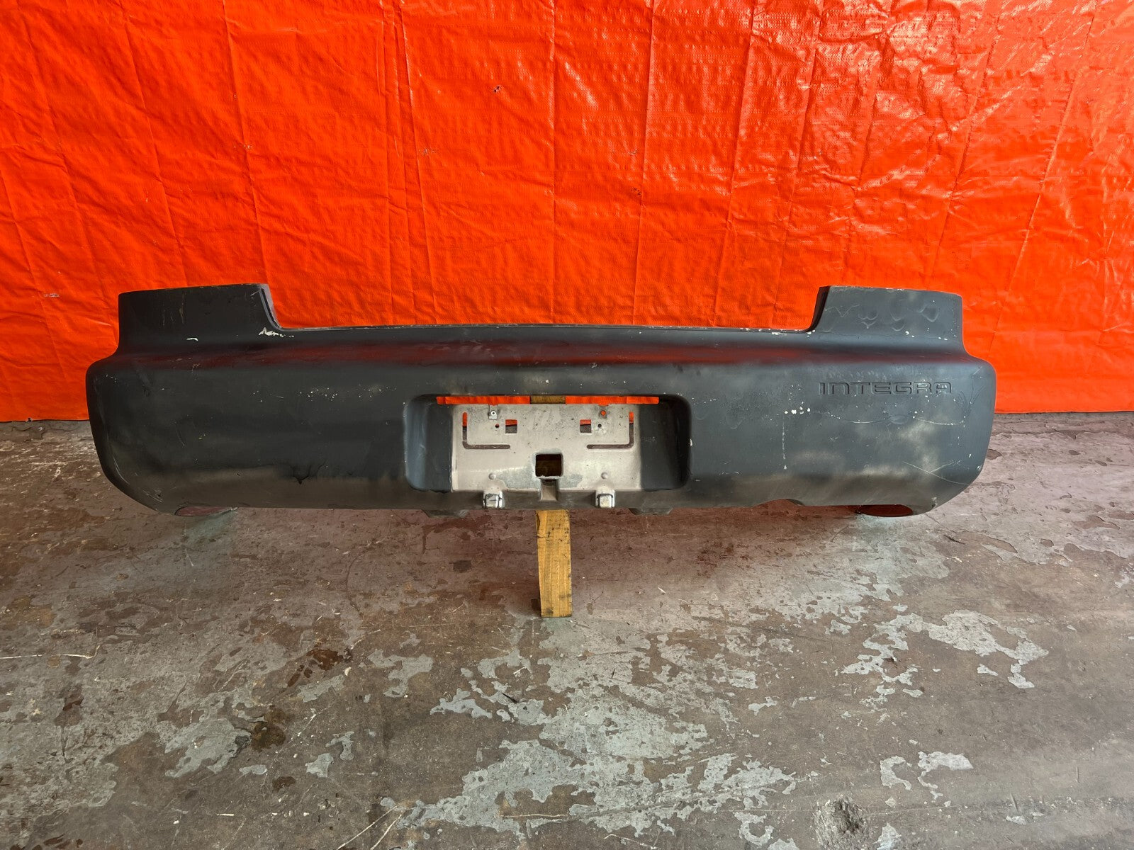 94 97 ACURA INTEGRA SEDAN   REAR BUMPER COVER   OEM FACTORY #1590