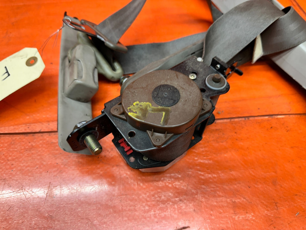 94-01 ACURA INTEGRA FRONT LEFT DRIVER SEAT BELT RETRACTOR OEM #34012