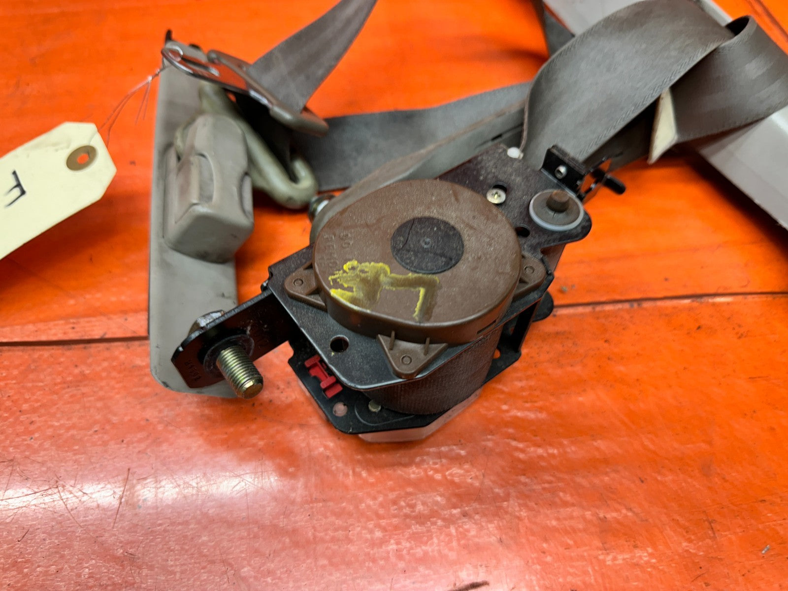 94-01 ACURA INTEGRA FRONT LEFT DRIVER SEAT BELT RETRACTOR OEM #34012
