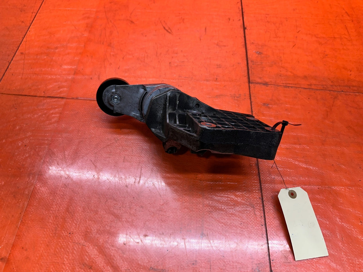 2004-2008 ACURA TL 3.2L V6 AC COMPRESSOR BELT IDLER PULLEY BRACKET OEM #3478
