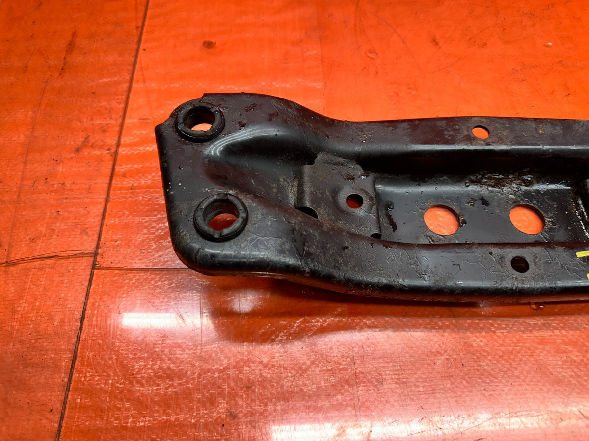 14-15 INFINITI Q50 3.7L AWD AUTO TRANSMISSION REAR LOWER MOUNTING BRACKET OEM #36