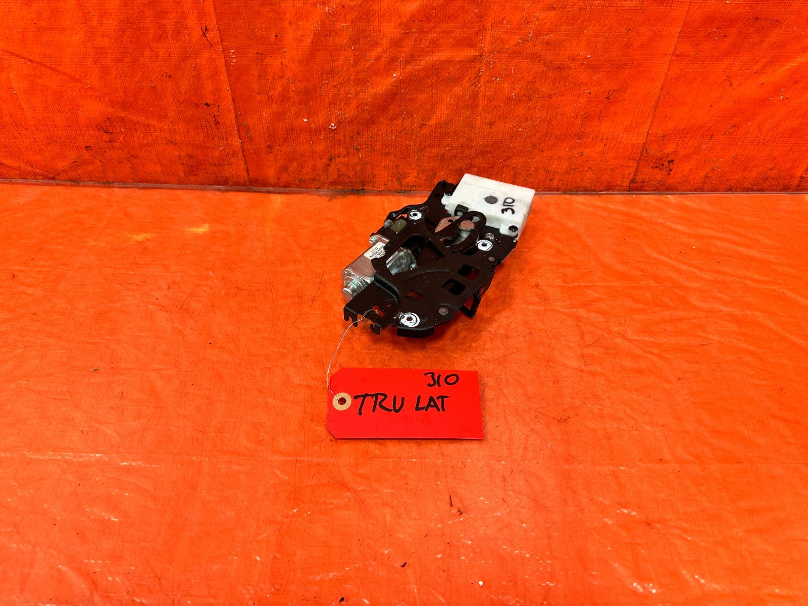 INFINITI G37 CONVERTIBLE POWER TRUNK LOCK LATCH MOTOR 846206 AR000 OEM #3100