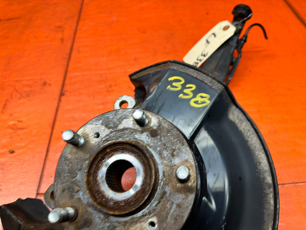 04-05 ACURA TSX 2.4L FRONT LEFT DRIVER SPINDLE KNUCKLE HUB OEM #3389