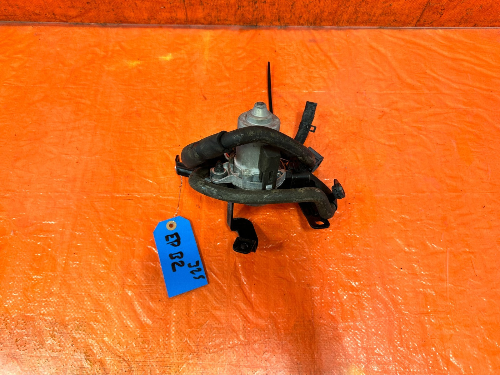 12 14 HYUNDAI GENESIS COUPE BK2 2.0L   AIR PUMP   59200 2M000   OEM #3259