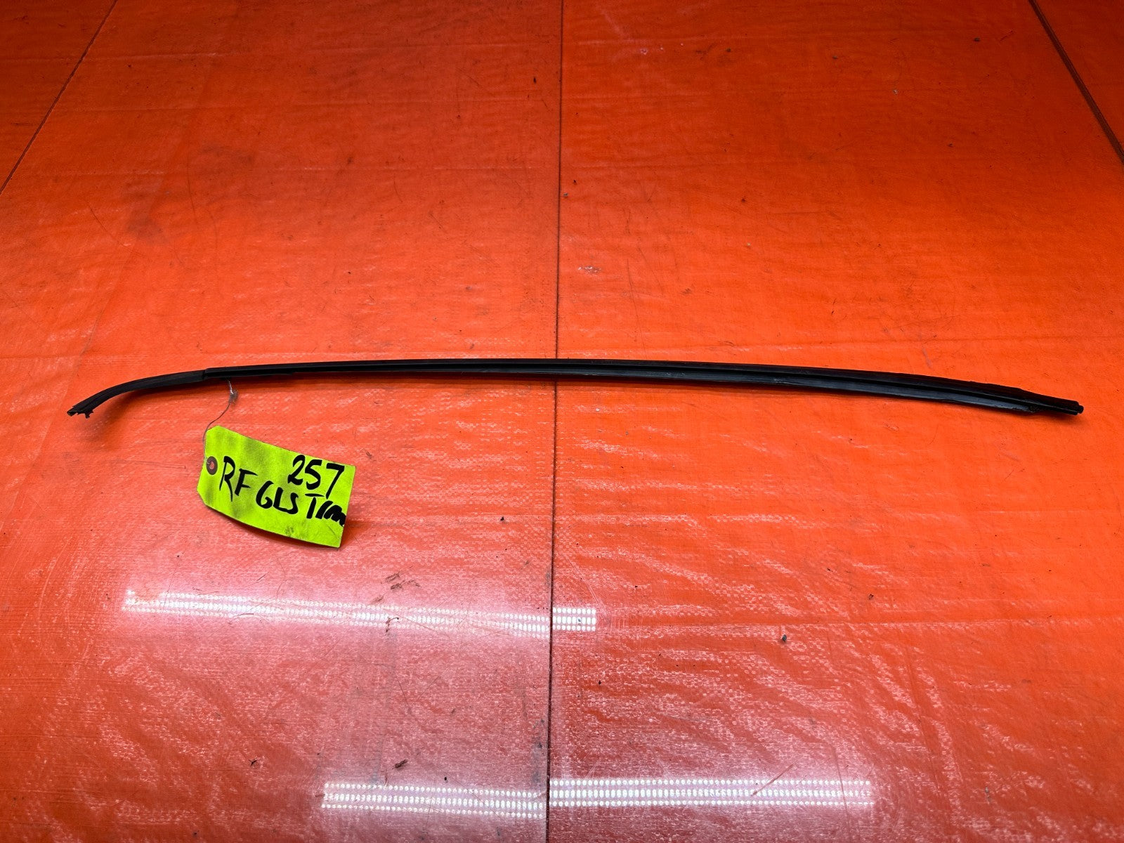 94 01 HONDA INTEGRA 2D LEFT DRIVER SIDE SIDE WINDSHIELD TRIM OEM FACTORY0
