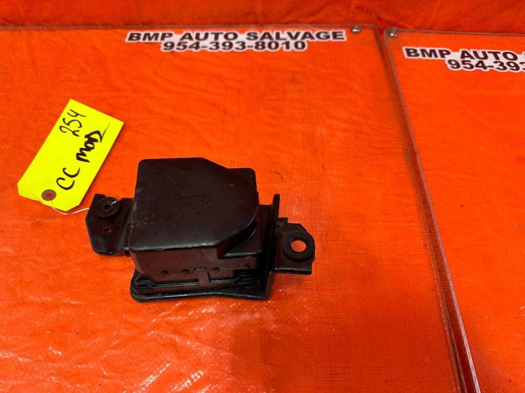 02 06 ACURA RSX   CRUISE CONTROL ACTUATOR MODULE   OEM #2543