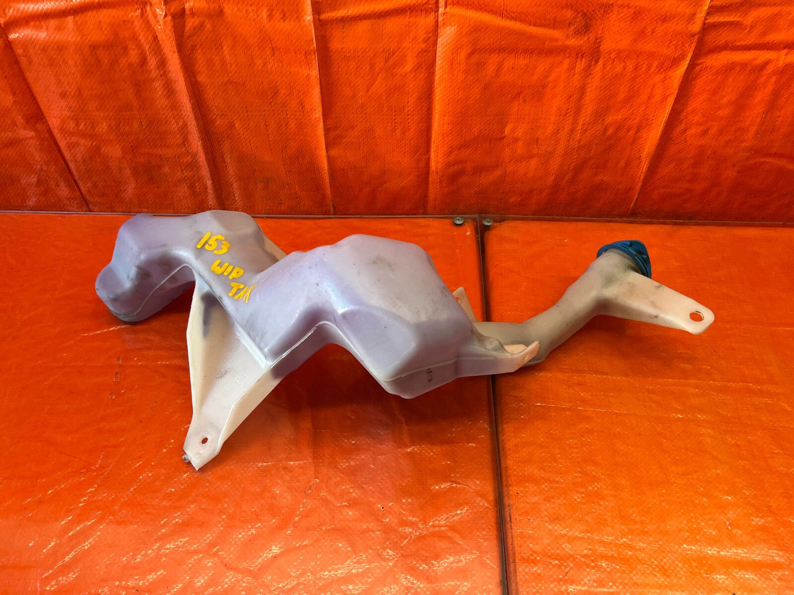 13 18 ACURA RDX BASE   WINDSHIELD WIPER RESERVOIR WIPER TANK W/ MOTOR OEM #1530