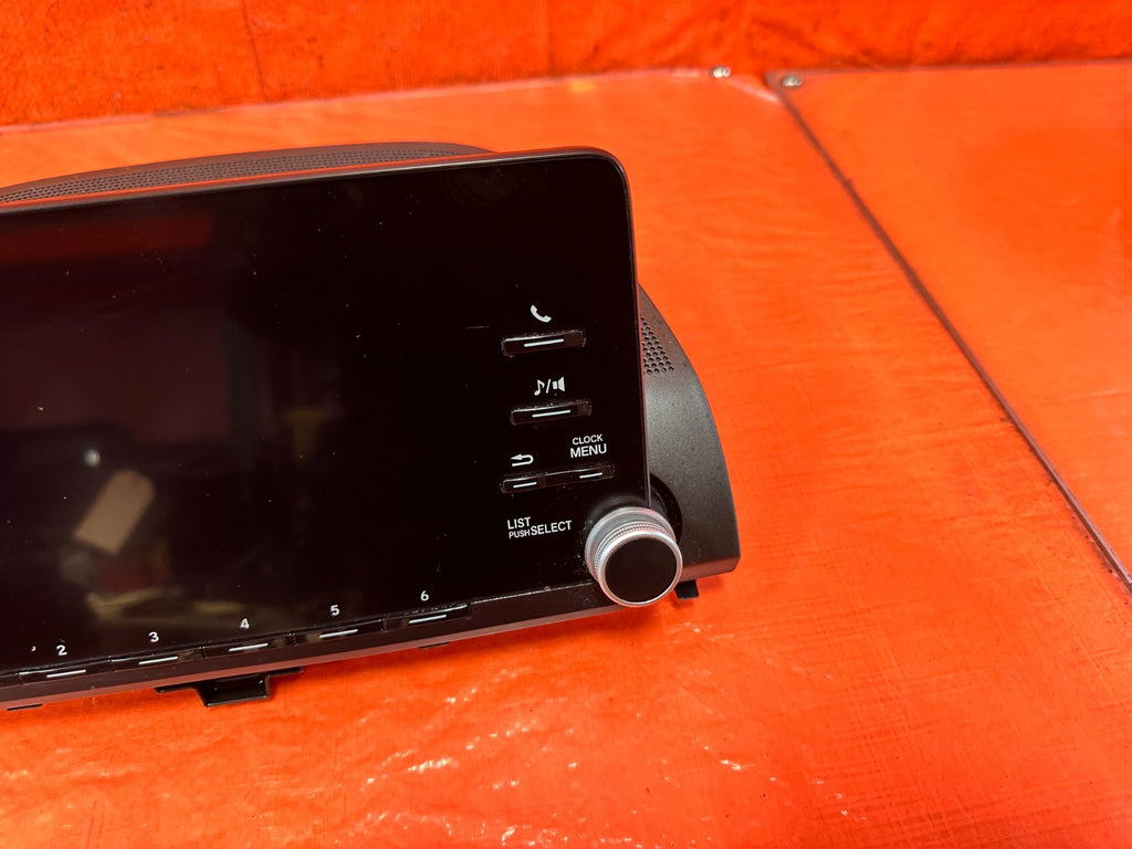 2018 18 HONDA ACCORD LX   AM FM RADIO STEREO CD PLAYER DISPLAY SCREEN   OEM 3242