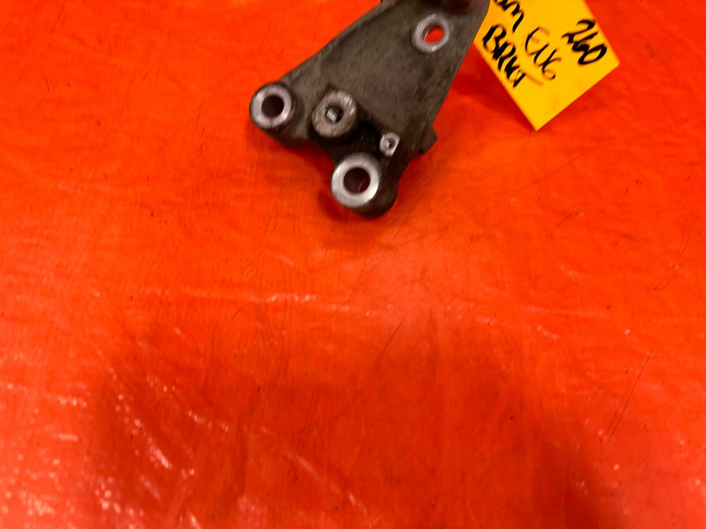 06 11 HONDA CIVIC SEDAN 1.8L   R18A1 ALUMINUM ENGINE BRACKET   OEM #2607