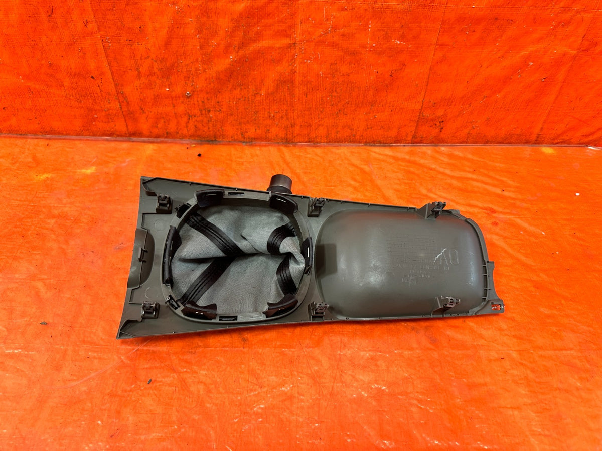 02-06 ACURA RSX - MANUAL STICK SHIFT - CENTER SHIFTER CONSOLE W/ BOOT OEM #3152