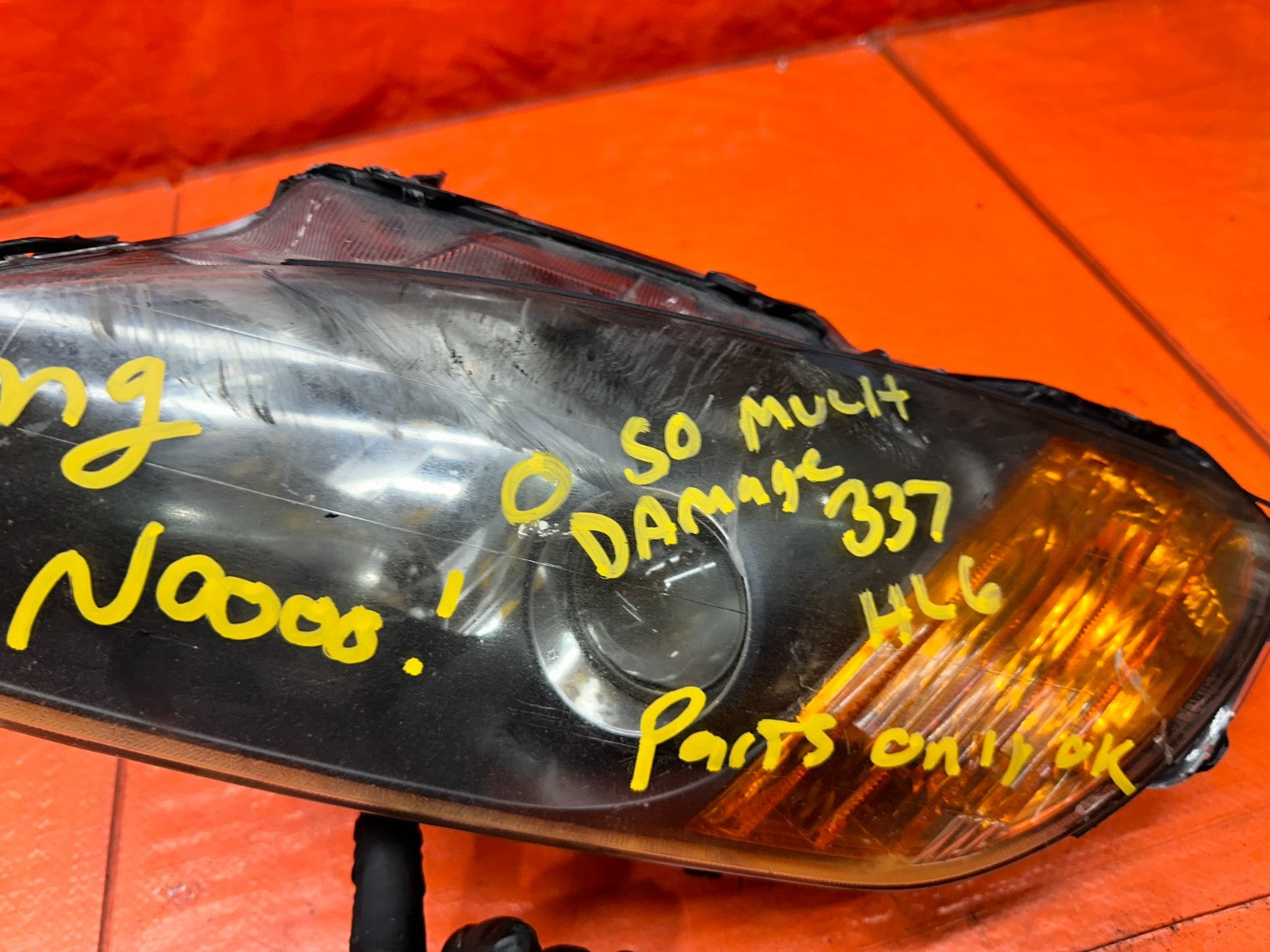00-03 HONDA S2000 AP1 2.0L LEFT DRIVER FRONT HEADLIGHT HEADLAMP HOUSING OEM #33710