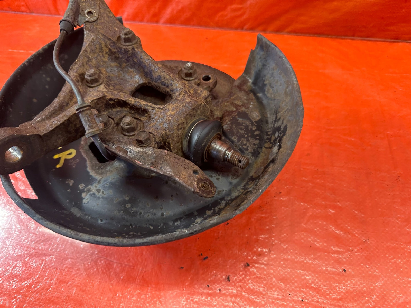 97 01 HONDA PRELUDE   DRIVER LEFT REAR   SPINDLE KNUCKLE HUB   OEM FACTORY #21011