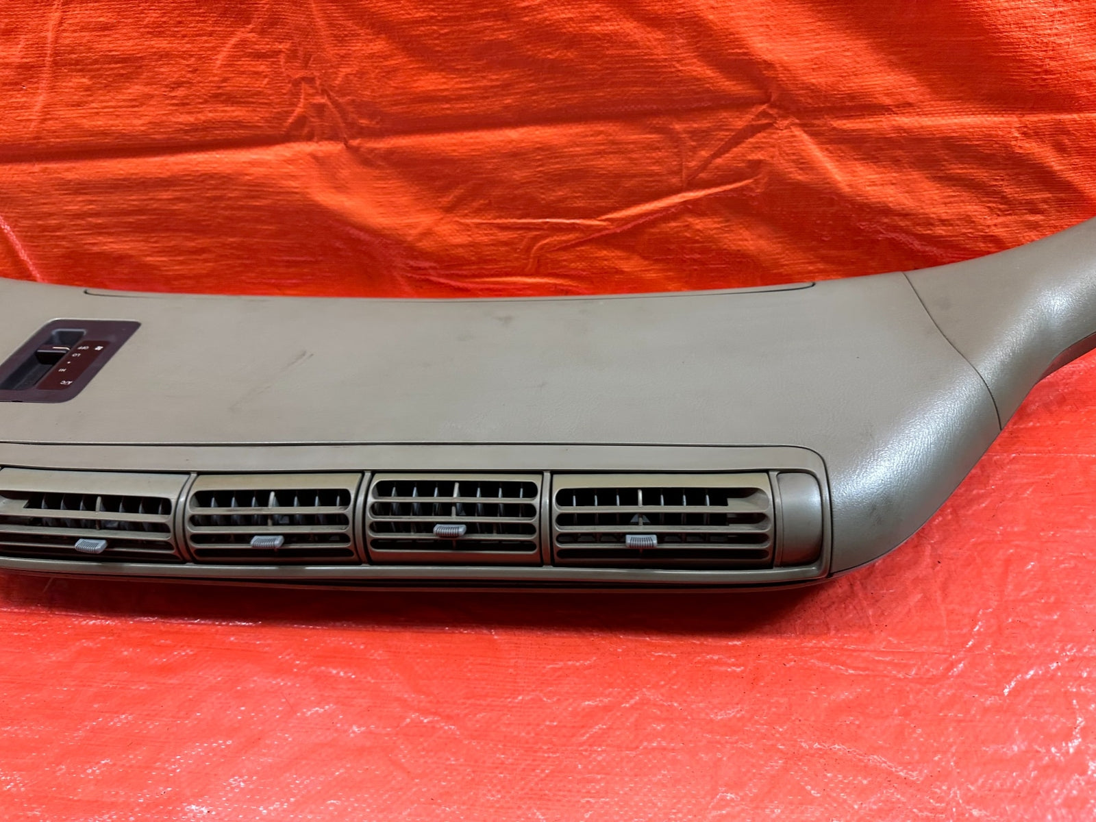 95 97 HONDA ODYSSEY   OVERHEAD UPPER ROOF AC VENT BOX W/ SWITCHES   OEM #19314