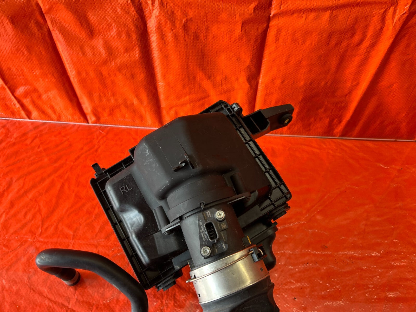 16 20 INFINITI Q50 Q60 3.0L COMPLETE AIR INTAKE HOUSING W/ INLET DUCT ARM RIGHT 8