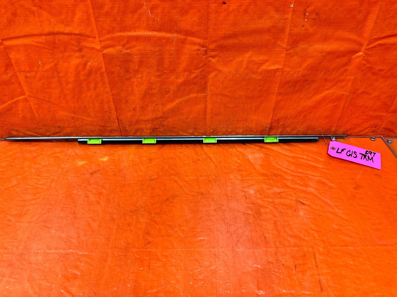 96 00 HONDA CIVIC SEDAN 4D   DRIVER LEFT FRONT EXTERIOR WINDOW GLASS TRIM OEM 970