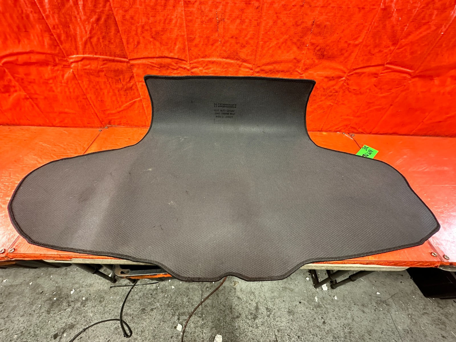 09 10 INFINITI G37 CONVERTIBLE   REAR TRUNK LINER TRIM CARPET CARGO   OEM #3124