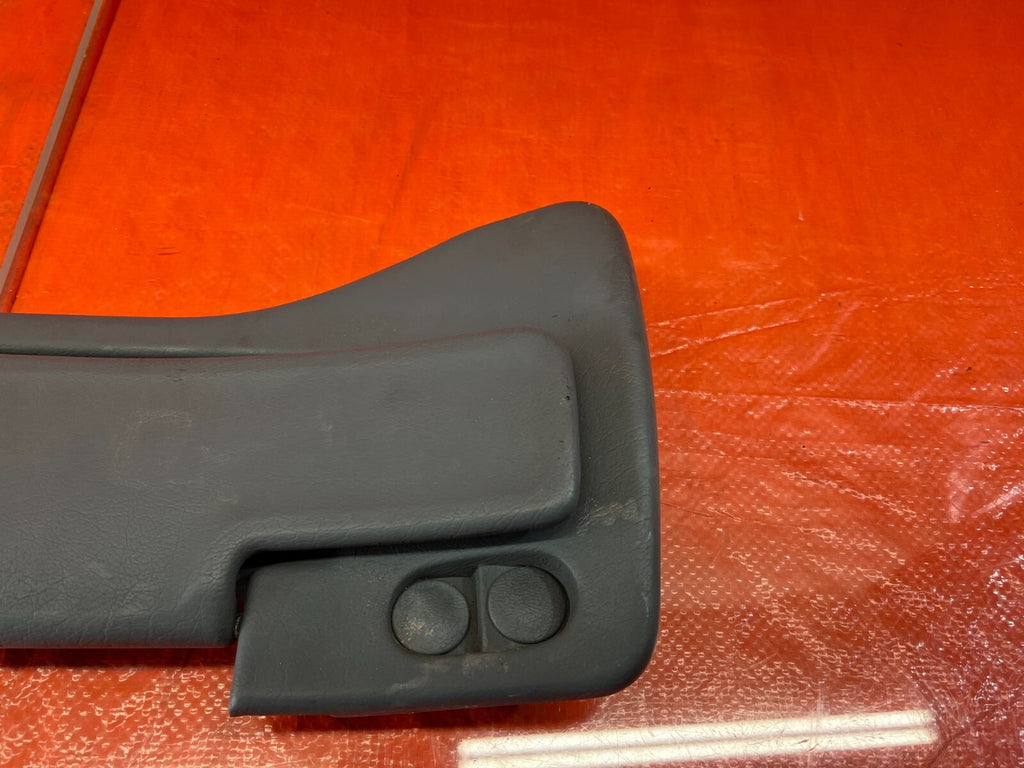 94 95 HONDA DEL SOL   SUN VISOR   PASSENGER RIGHT SIDE   GRAY COLOR   OEM #1464