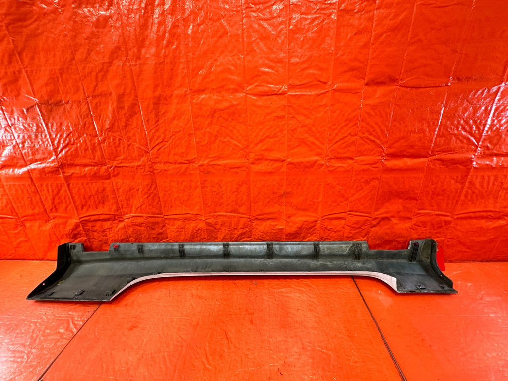 10 16 HYUNDAI GENESIS COUPE RIGHT SIDE SKIRT ROCKER MOLDING TRIM OEM #30212
