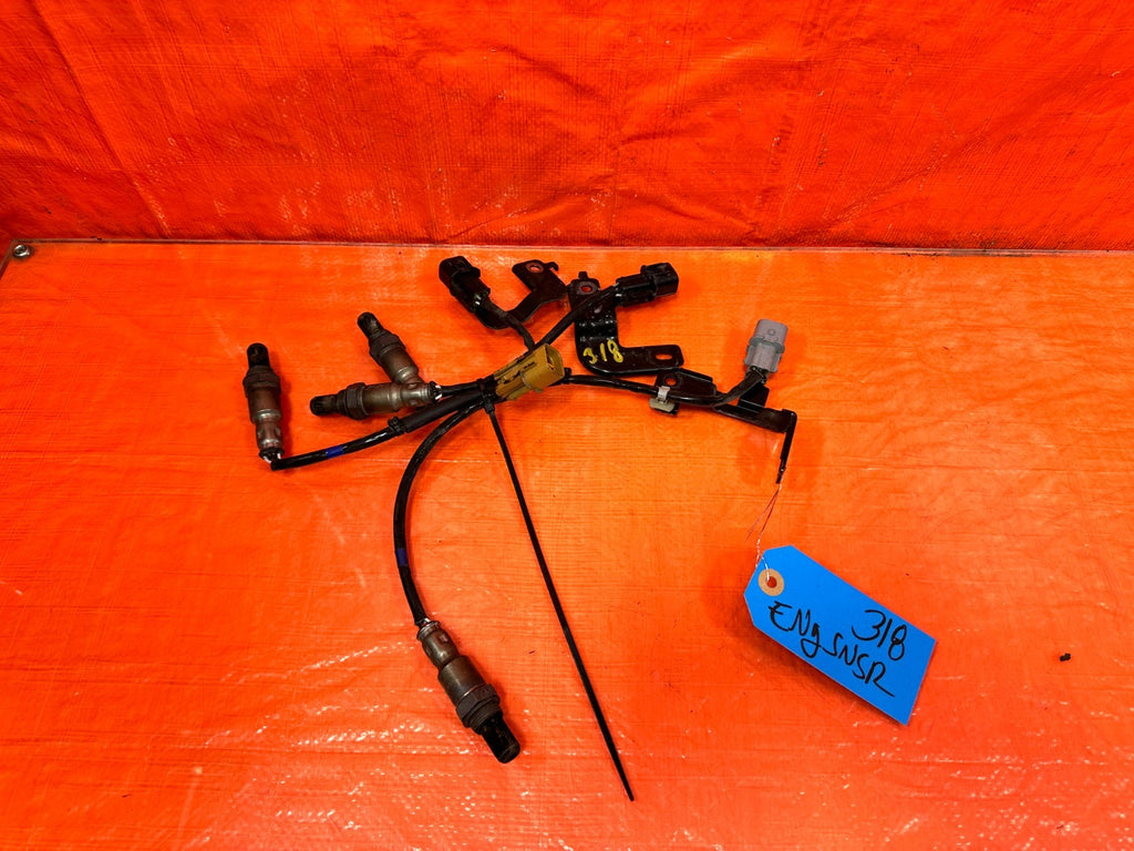 13 16 HYUNDAI GENESIS COUPE   OXYGEN O2 SENSORS   PRIMARY AND SECONDARY OEM 3180