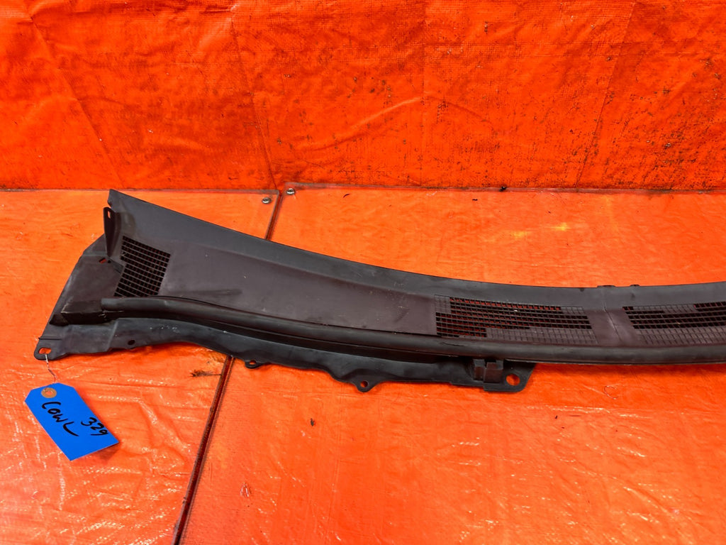 08 15 INFINITI G37 COUPE CONVERTIBLE WINDSHIELD WIPER COWL TRIM PLASTIC OEM 3296