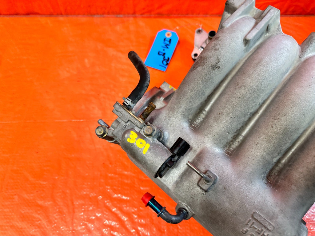 97 98 HONDA CR V CRV   B20   HIGH RISE   INTAKE MANIFOLD W/ IACV   OEM #3017