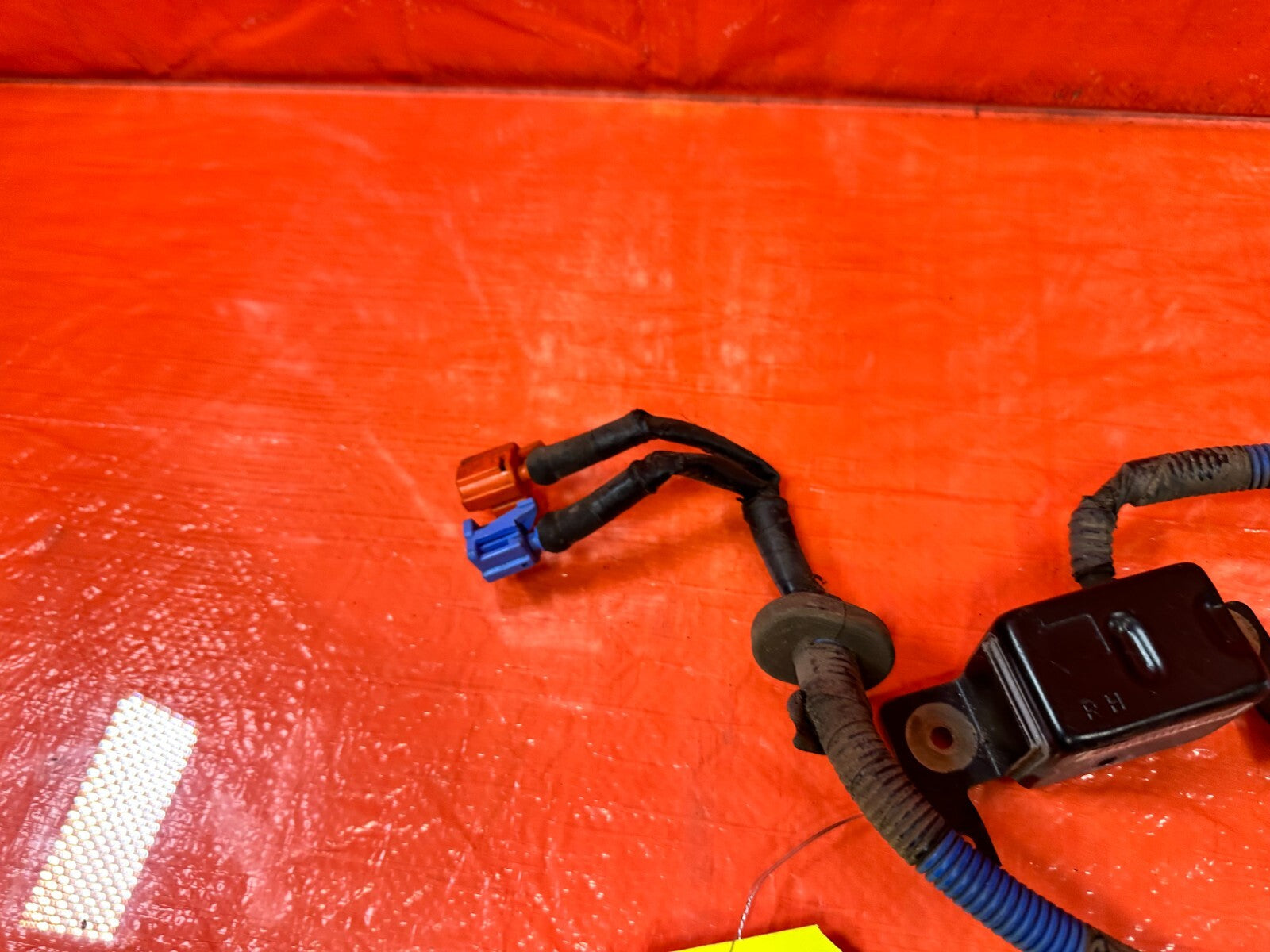 90 93 MAZDA MX 5 MIATA   PASSENGER RIGHT FRONT   SIDE  SENSOR   OEM #2677