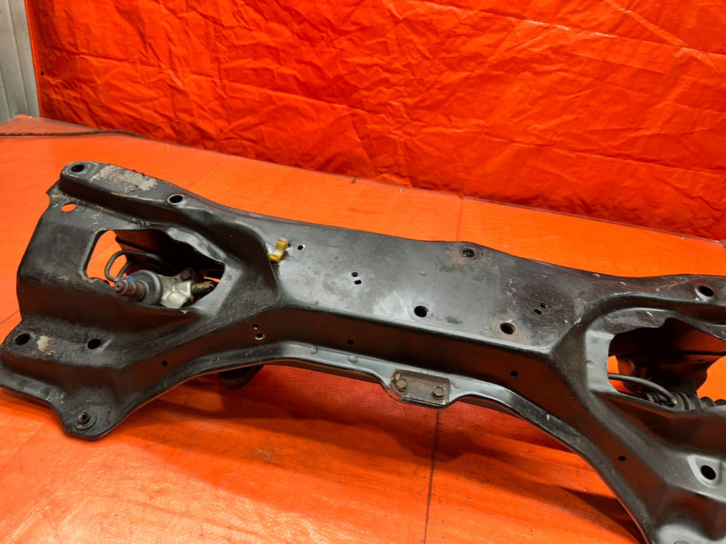 97 01 HONDA PRELUDE 2.2L FRONT SUBFRAME K MEMBER W/ POWER STEERING RACK OEM #33512