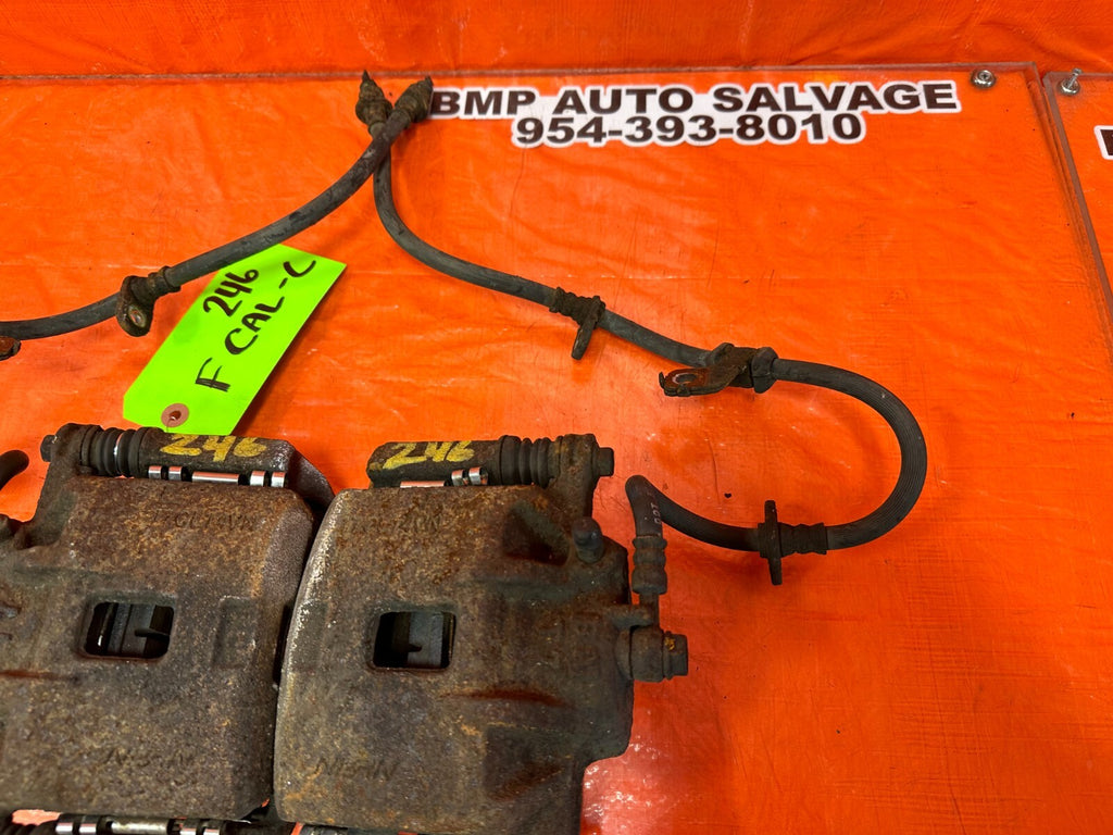 94 01 ACURA INTEGRA GSR   BRAKE CALIPER SET FRONT LEFT & RIGHT CALIPERS OEM #2465