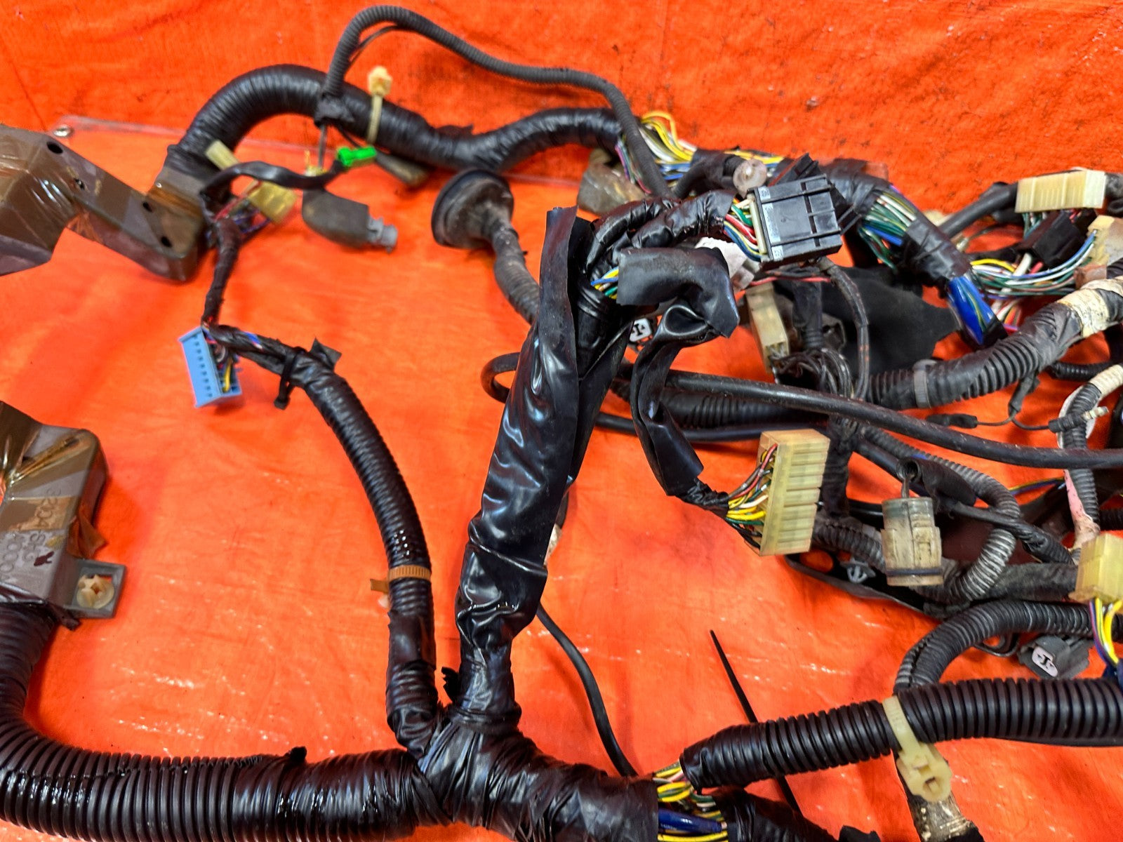 90 91 HONDA CIVIC HATCHBACK INTERIOR FIREWALL CABIN WIRING WIRE HARNESS OEM 32519
