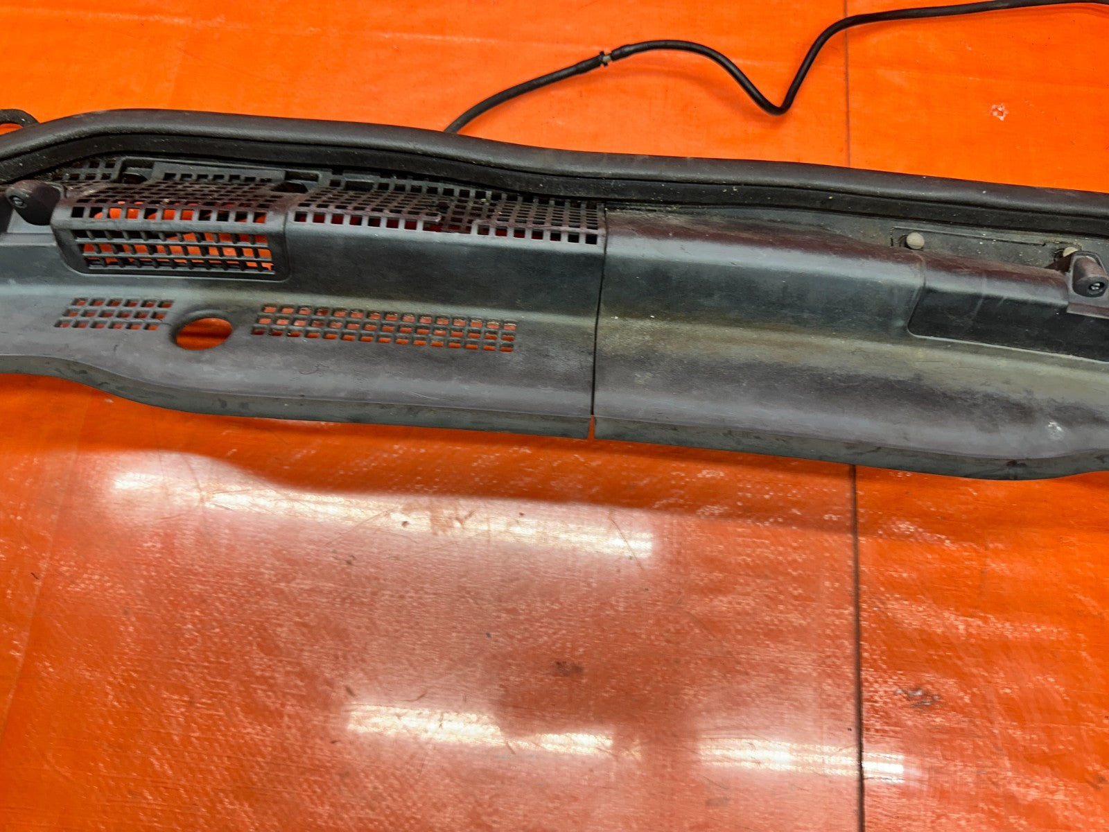 04 08 ACURA TSX FRONT WINDSHIELD WIPER COWL VENT GRILLE PANEL OEM #3304