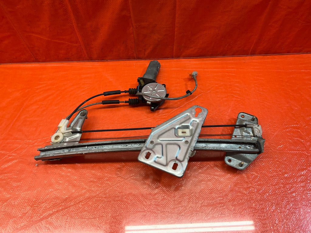 94 01 ACURA INTEGRA SEDAN PASSENGER RIGHT FRONT WINDOW REGULATOR MOTOR OEM #2281