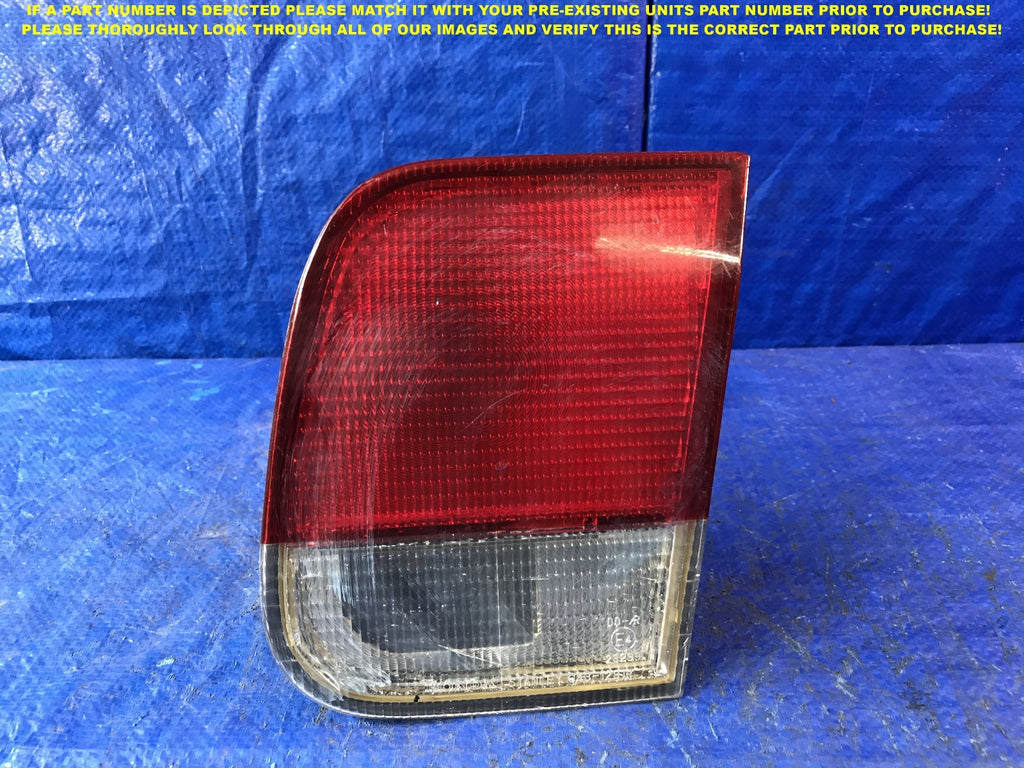 OEM 1996 1997 1998 96 97 98 HONDA CIVIC 4D SEDAN PASSENGER RIGHT TAIL LIGHT   0