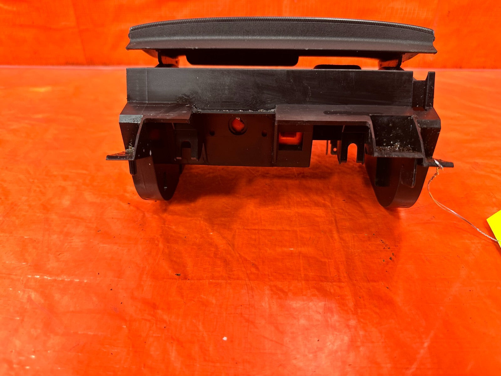 06 08 ACURA TSX   LOWER CENTER CONSOLE CUBBY STORAGE W/ 12V SOCKET   OEM 2757