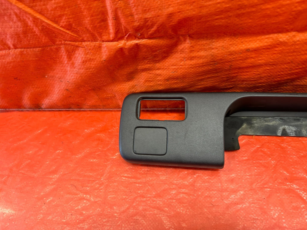 94 95 HONDA CIVIC   CLIMATE CONTROL BEZEL SURROUND TRIM PLASTIC   OEM #2356