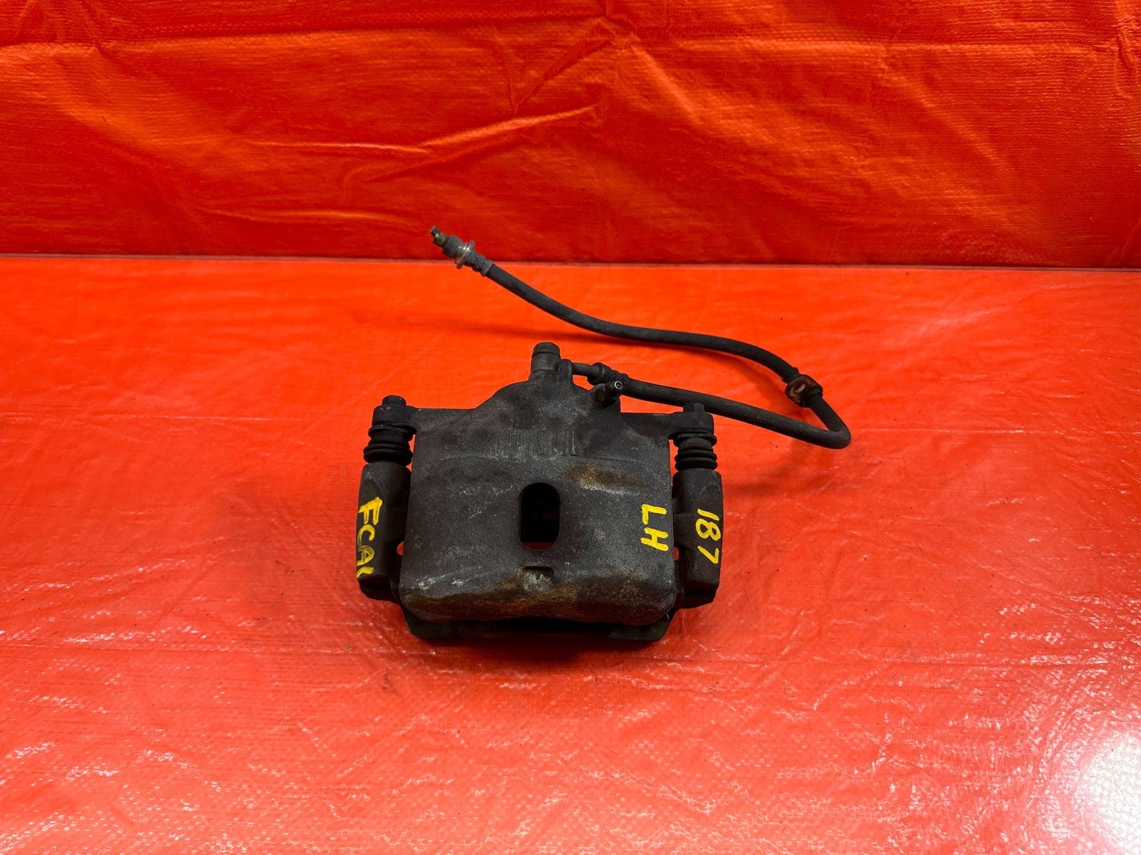 02 05 HONDA CIVIC SI EP3 HATCHBACK   DRIVER LEFT FRONT BRAKE CALIPER   OEM #1870
