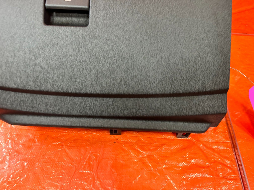 08 15 INFINITI G37 & Q60   2D COUPE   GLOVE BOX DASH BOARD TRIM PANEL   OEM #2784