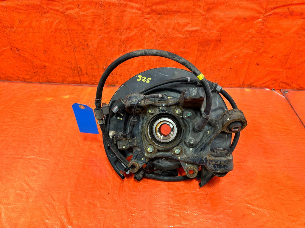 10 16 HYUNDAI GENESIS COUPE   DRIVER LEFT REAR SPINDLE KNUCKLE HUB OEM #3255