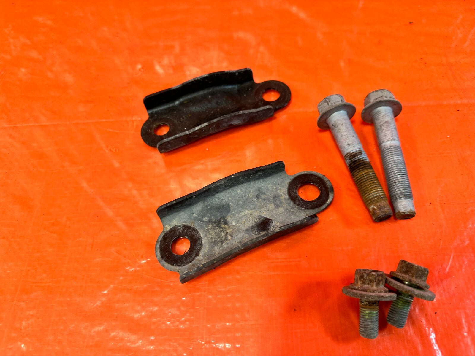 12 15 HONDA CIVIC SI   POWER STEERING RACK BOLTS BRACKETS HARDWARE   OEM #2696
