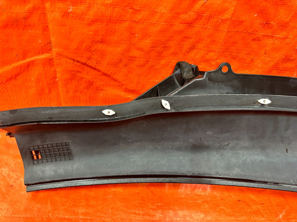 14 20 INFINITI Q50 Q60   RIGHT   WINDSHIELD WIPER COWL TRIM PLASTIC   OEM #2965