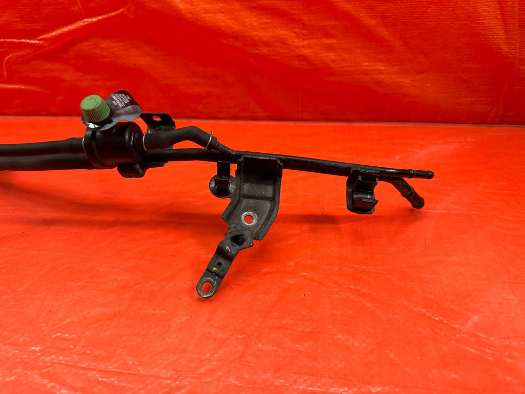 02 06 ACURA RSX TYPE S K20A2 FUEL EVAP SERVICE PORT INJECTOR PULSATION LINE #18711