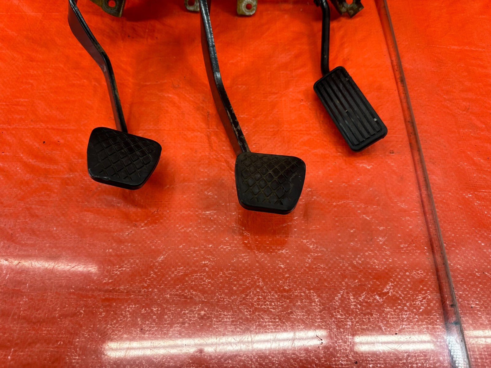 02 05 HONDA CIVIC SI EP3 HATCH   MANUAL PEDALS   GAS BRAKE CLUTCH   OEM #2134