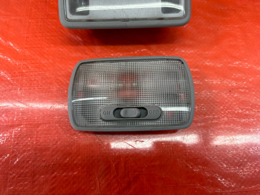 02 05 HONDA CIVIC SI EP3 HATCHBACK 2.0L   DOME LIGHT READING LAMP COMBO OEM 2301