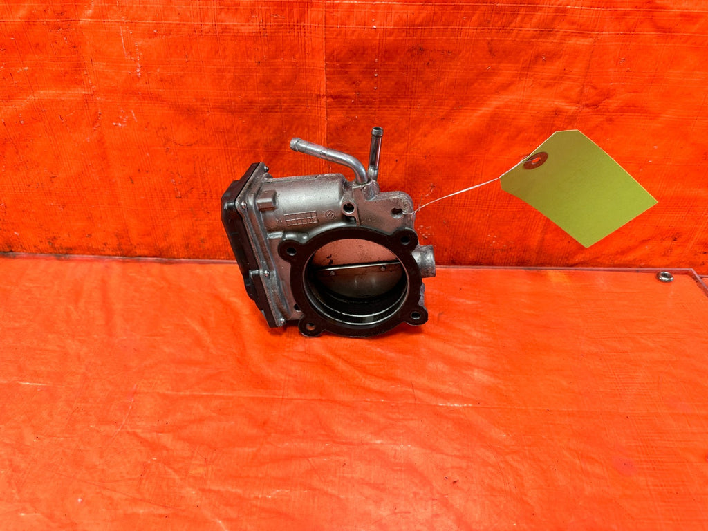 13 16 HYUNDAI GENESIS COUPE 3.8L   THROTTLE BODY W ALL SENSORS   OEM FACTORY 2992