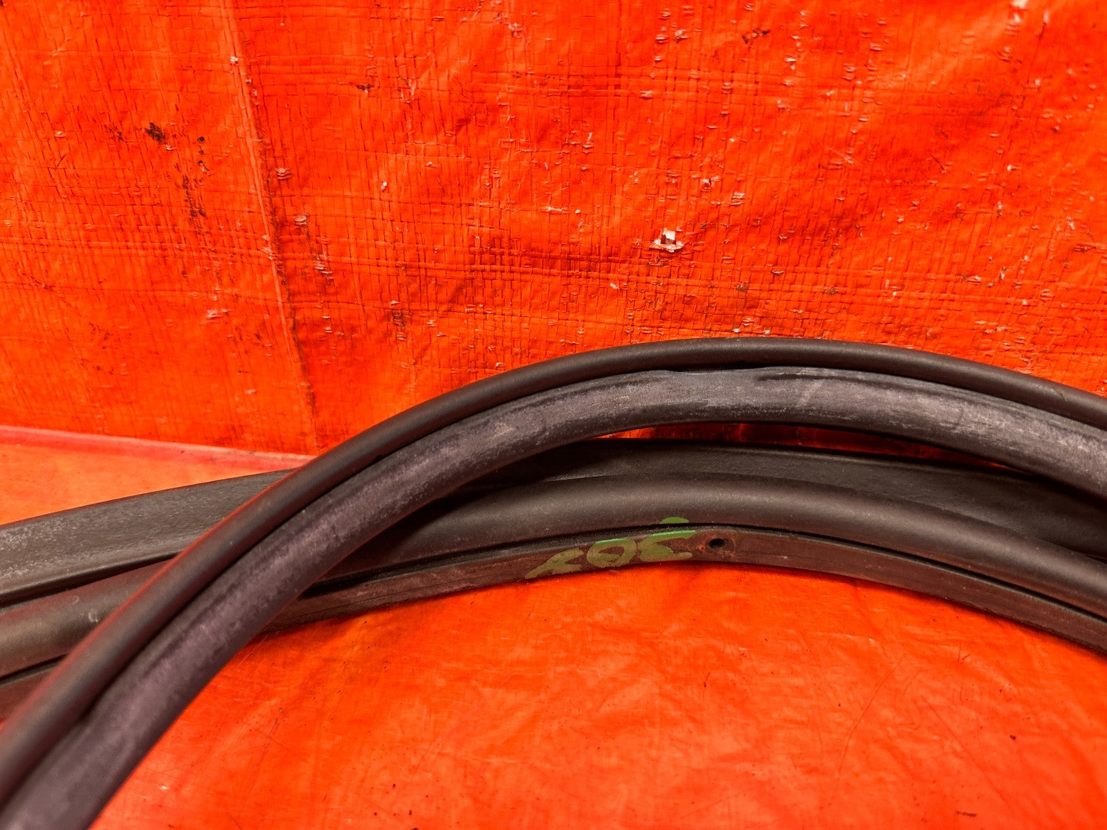 02 05 HONDA CIVIC SI EP3 HATCH LEFT DOOR WEATHER STRIP TRIM SEAL GASKET OEM 3084